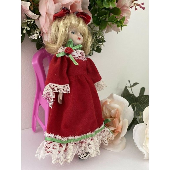 Vintage Porcelain‎ 8″ Doll with Long Red Dress Lace - Picture 4 of 12